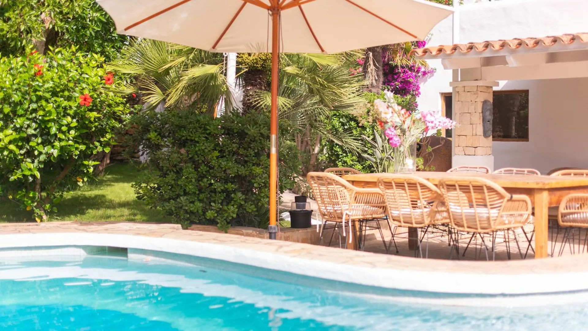Chic Ibiza Villa Nearby Olivera Beach サンタ・エウラリア・デス・リウ 0*,