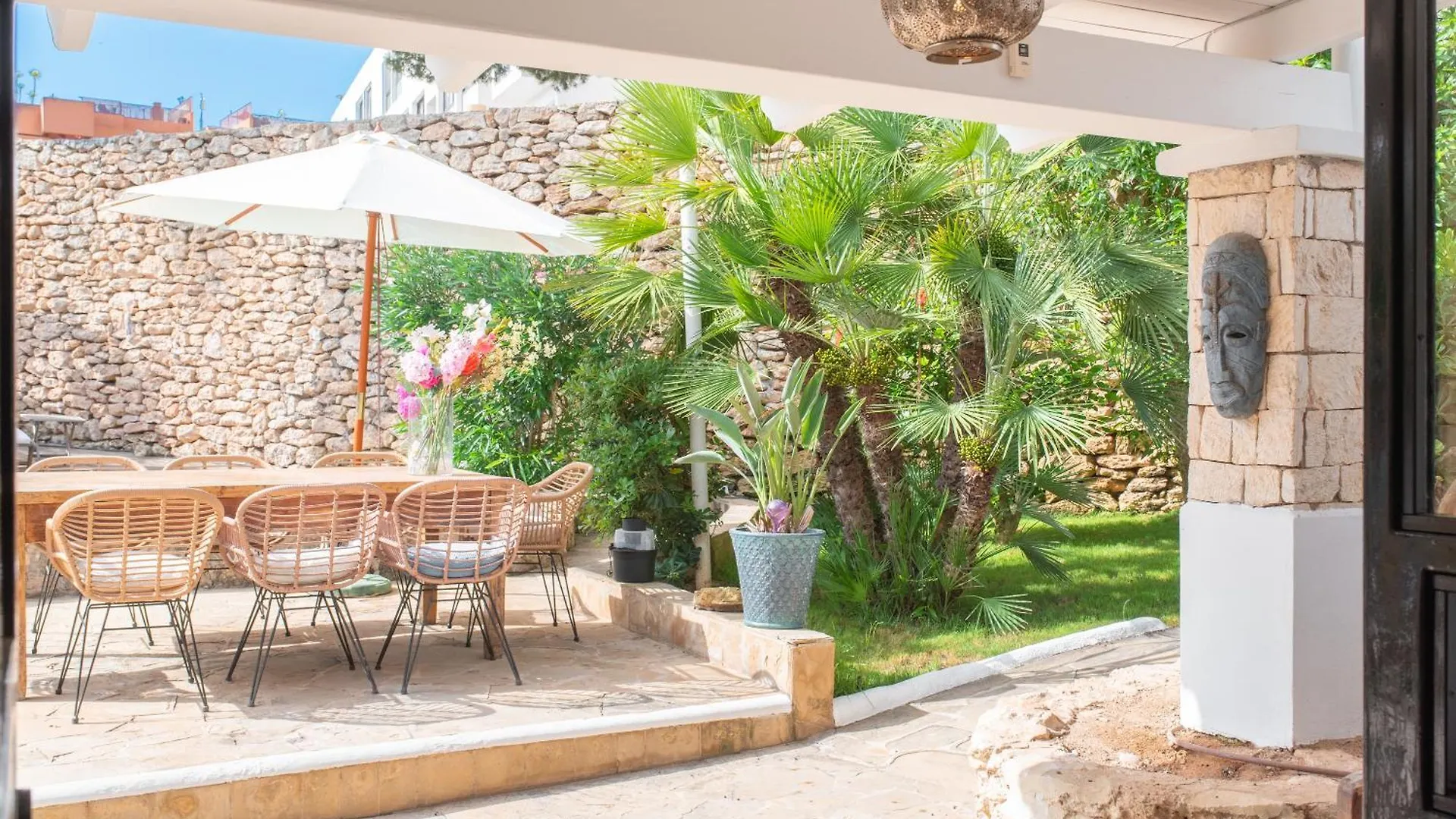 Chic Ibiza Villa Nearby Olivera Beach サンタ・エウラリア・デス・リウ