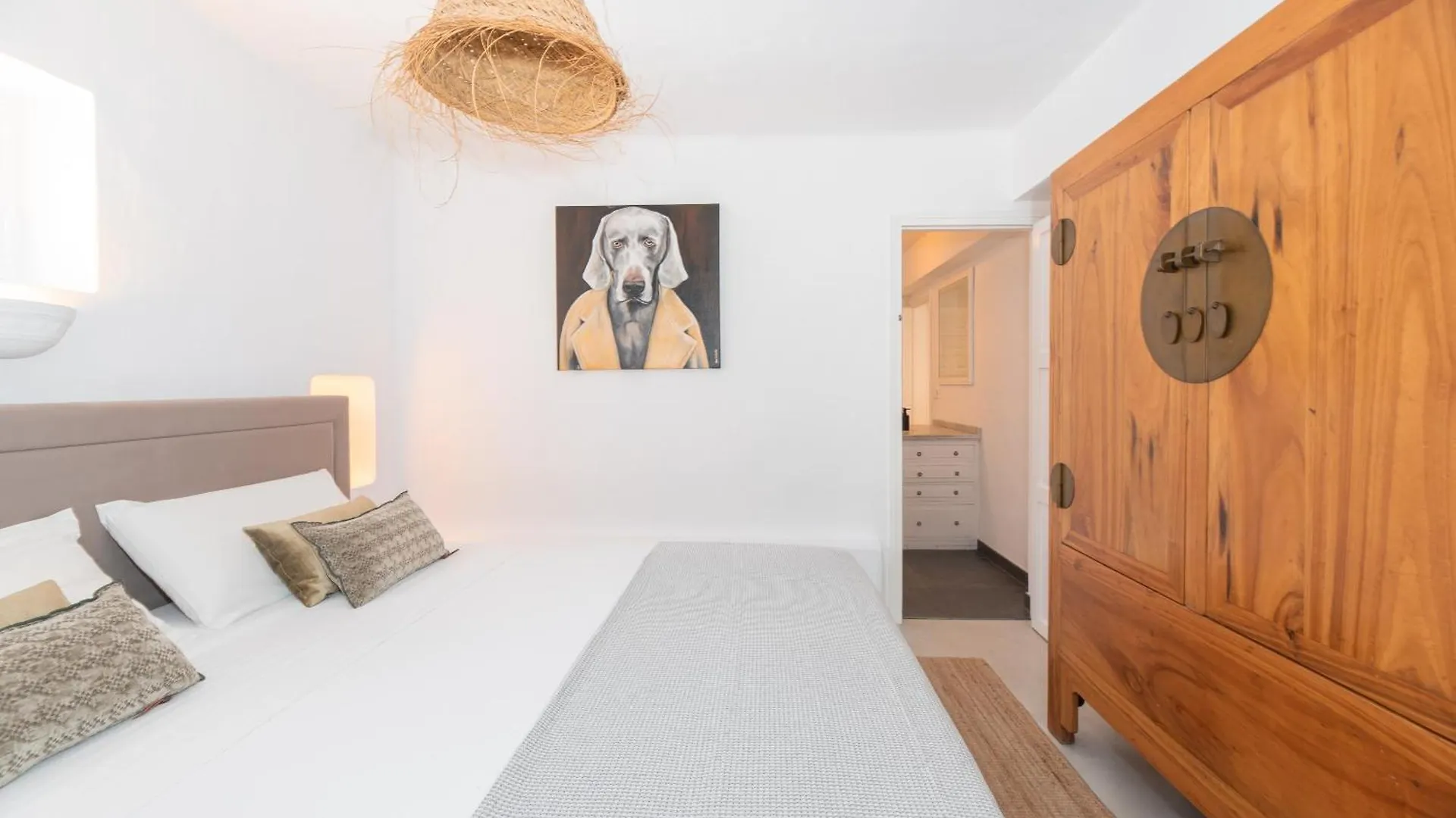 Chic Ibiza Villa Nearby Olivera Beach サンタ・エウラリア・デス・リウ